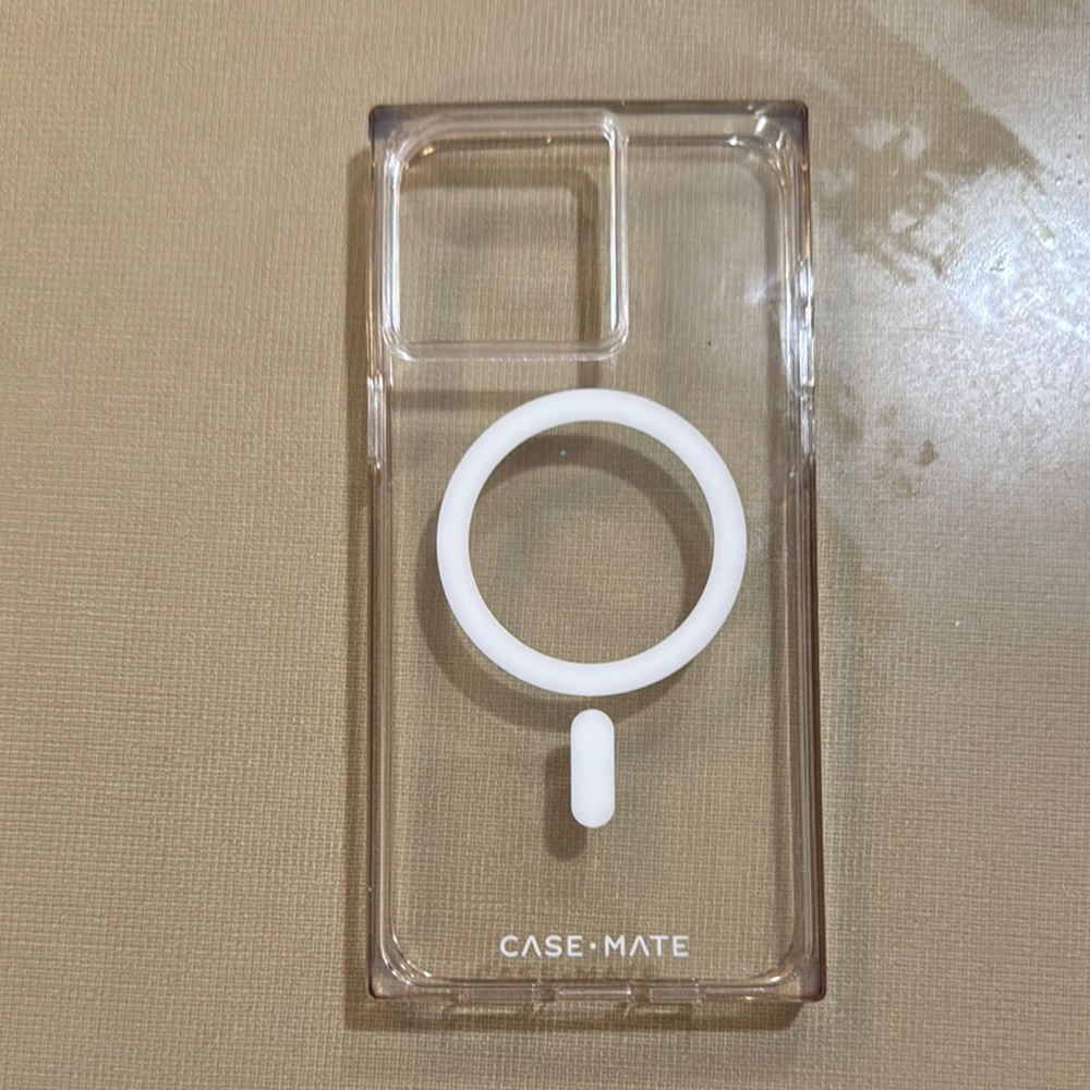 Case-Mate Clear Phone Case with White Ring